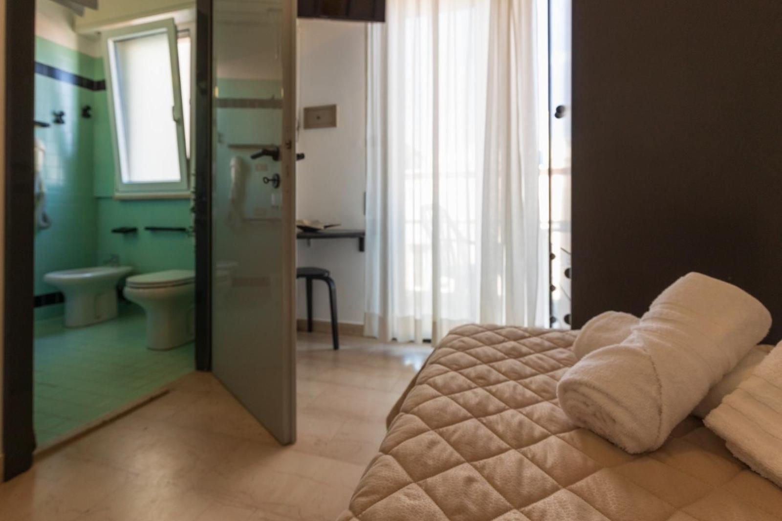 Grand Meeting Hotel Rimini Buitenkant foto