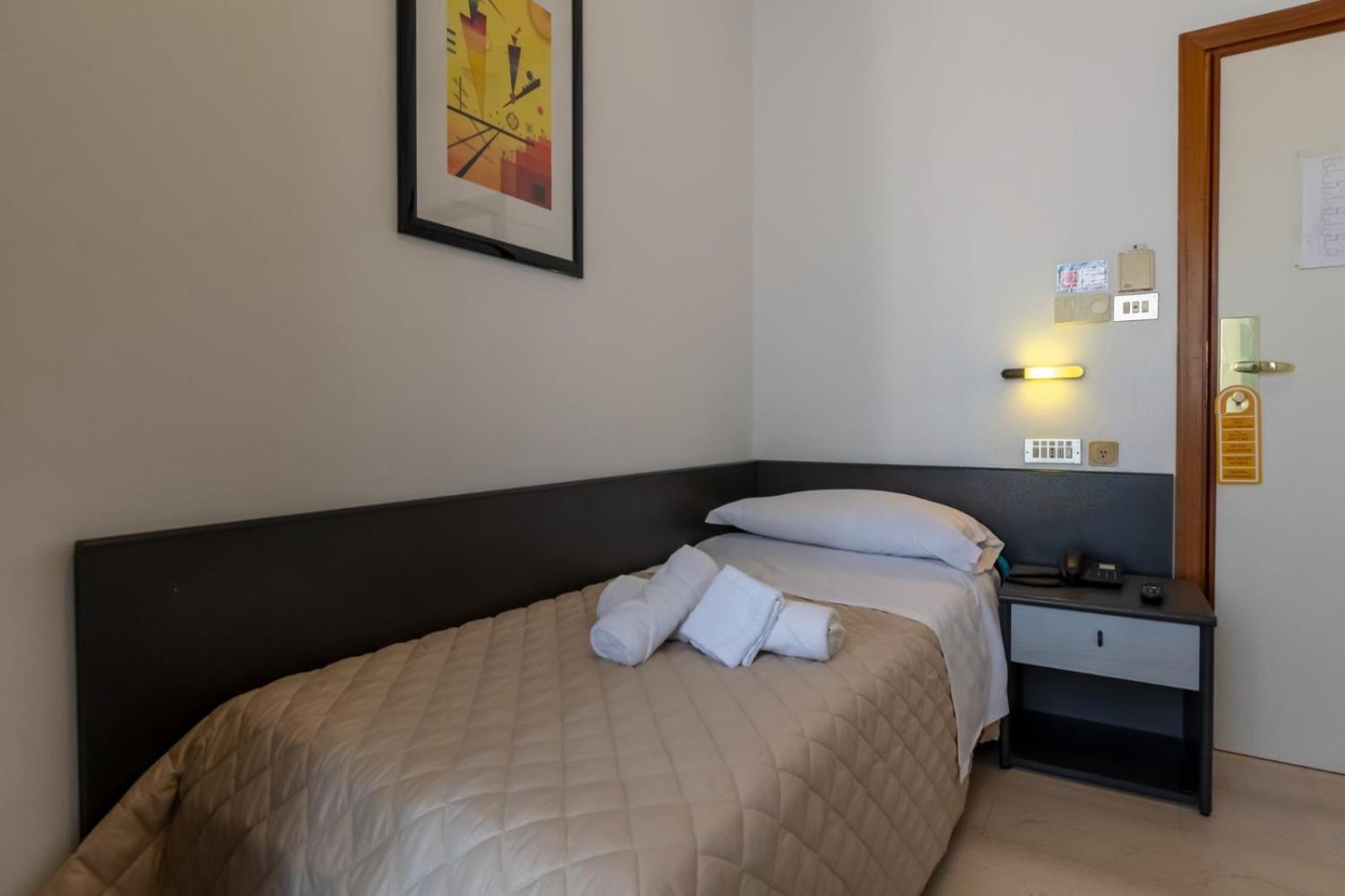Grand Meeting Hotel Rimini Buitenkant foto