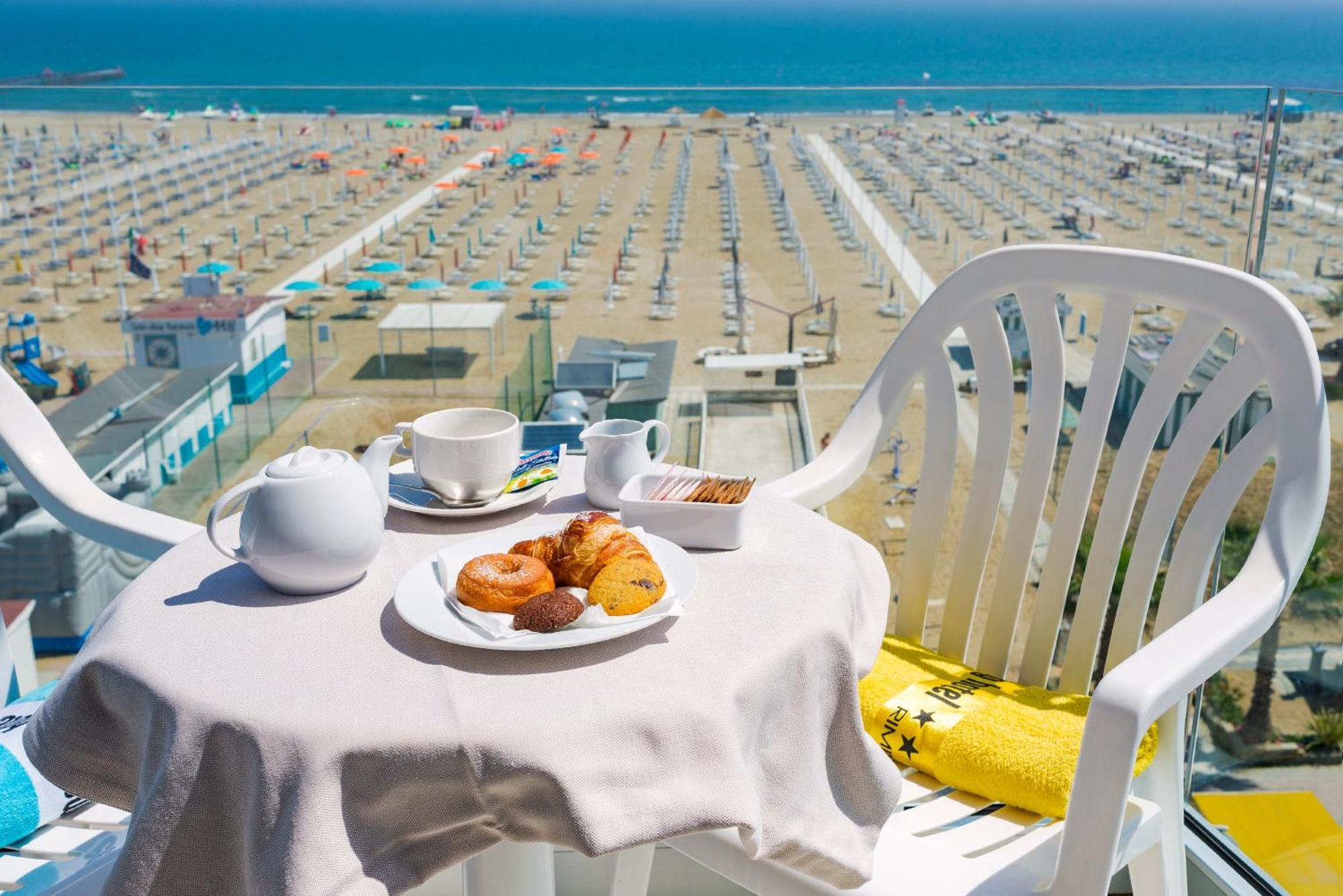 Grand Meeting Hotel Rimini Buitenkant foto